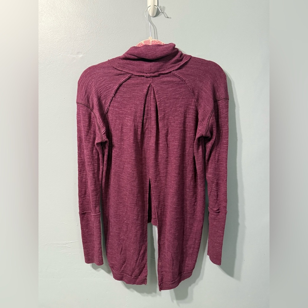 We The Free Stonecold Turtleneck Raglan Tunic Magenta Purple XS Open Back Top - Picture 4 of 9